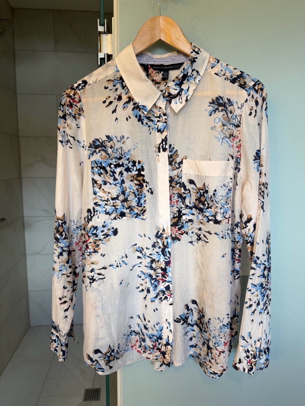 White House Black Market Soft Pink Floral Button-Down Blouse Sz 14